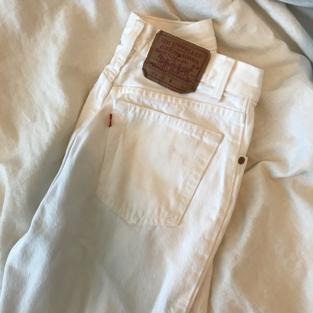 Levi White Jeans